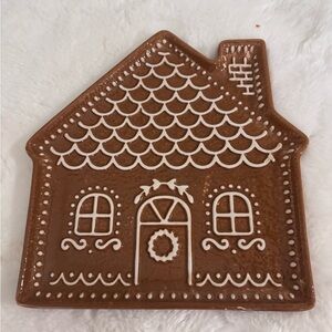 Hobby Lobby Brown Gingerbread House Plate set (5)